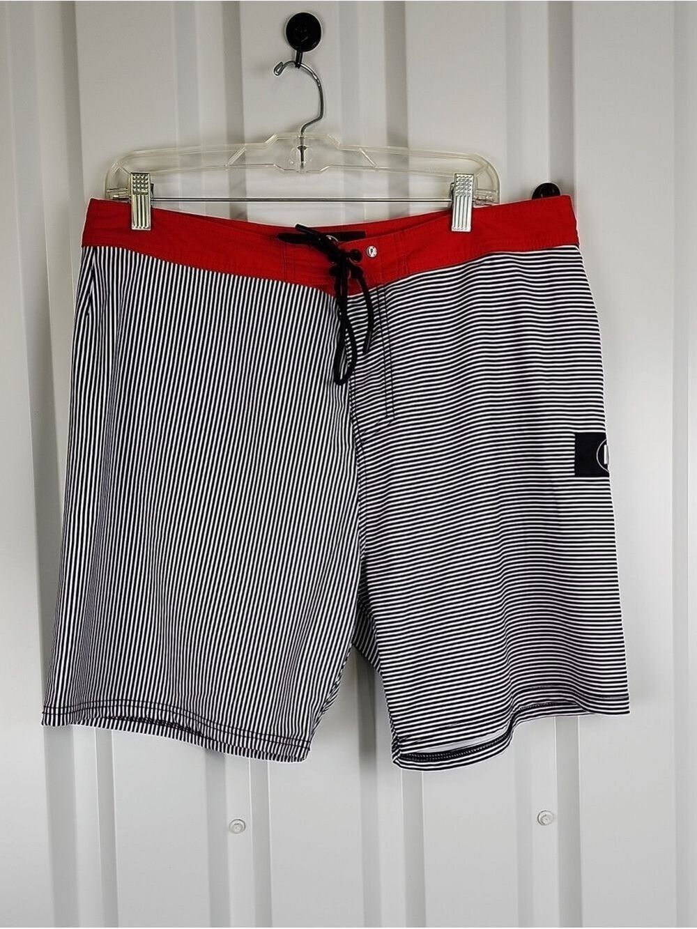 IPD Men's Static Fit 1 Red Trim Black White Striped Board Shorts Size 34 Swim